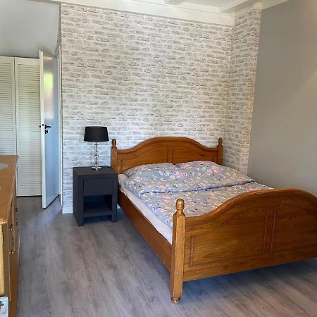 Gosciniec Zoska Hostel Остшице Екстериор снимка