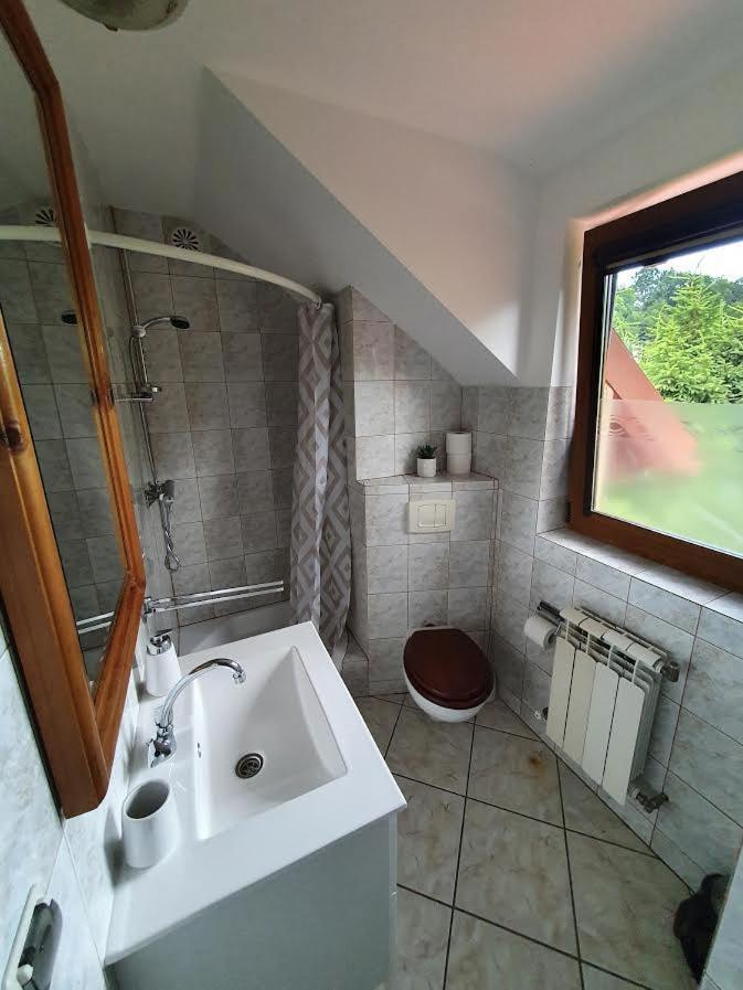 Gosciniec Zoska Hostel Остшице Екстериор снимка